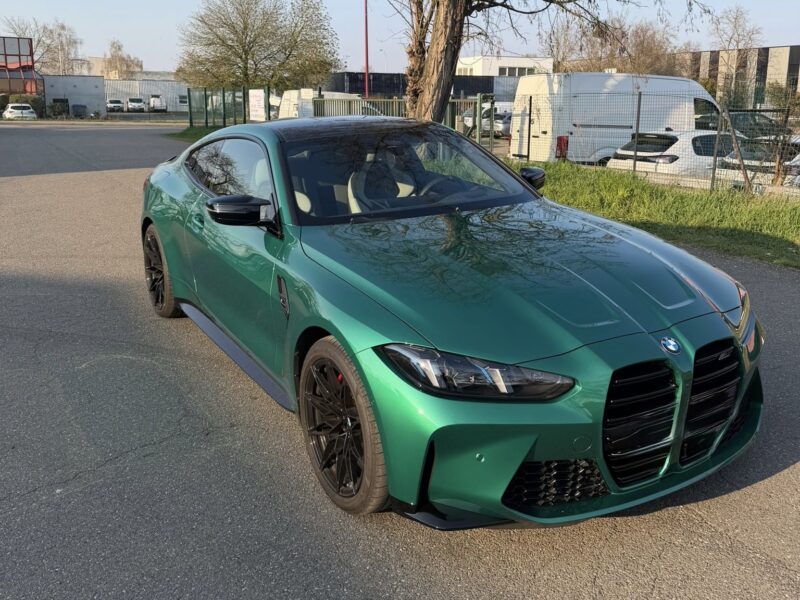 BMW M4 Competition xDrive 2025